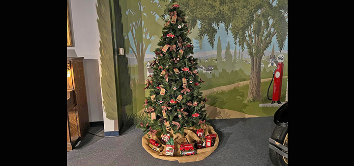 CCHS ‘Parade of Trees’ returns in person, includes virtual element